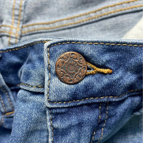 Soft Surroundings Raw Hem Denim Capri’s Women's Size 10 Petite - Picture 5 of 7